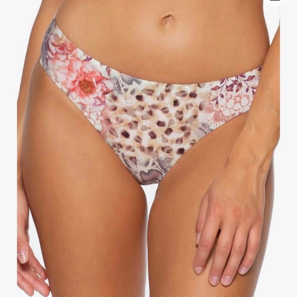 🌴 Bikini Bundle (7 pieces) Amazing Deal! - Picture 7 of 11